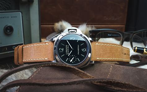 spider straps panerai|Panerai glow strap.